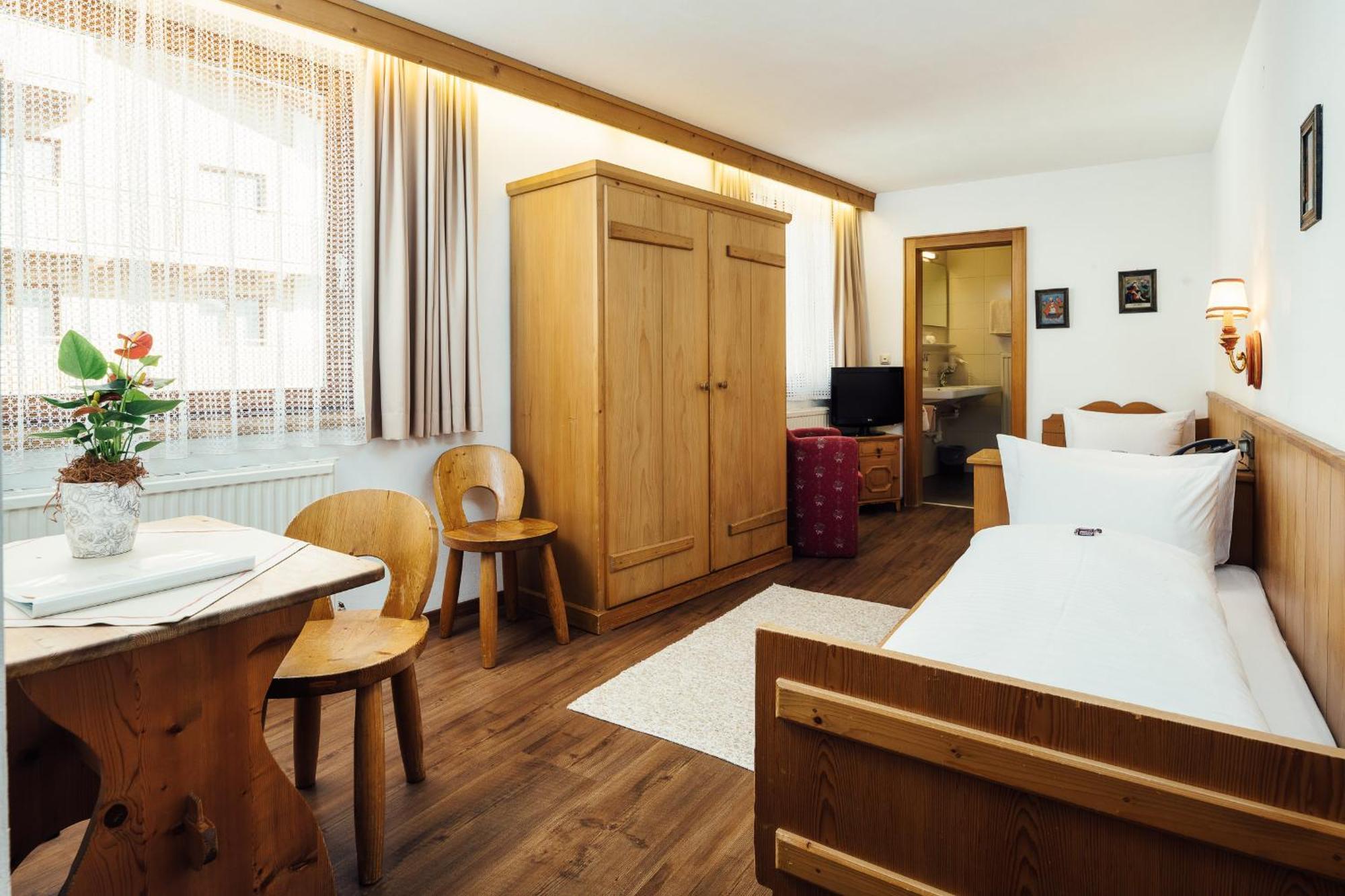 Hotel Komperdell Серфаус Экстерьер фото